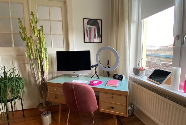  How to Spruce up Your Home Office