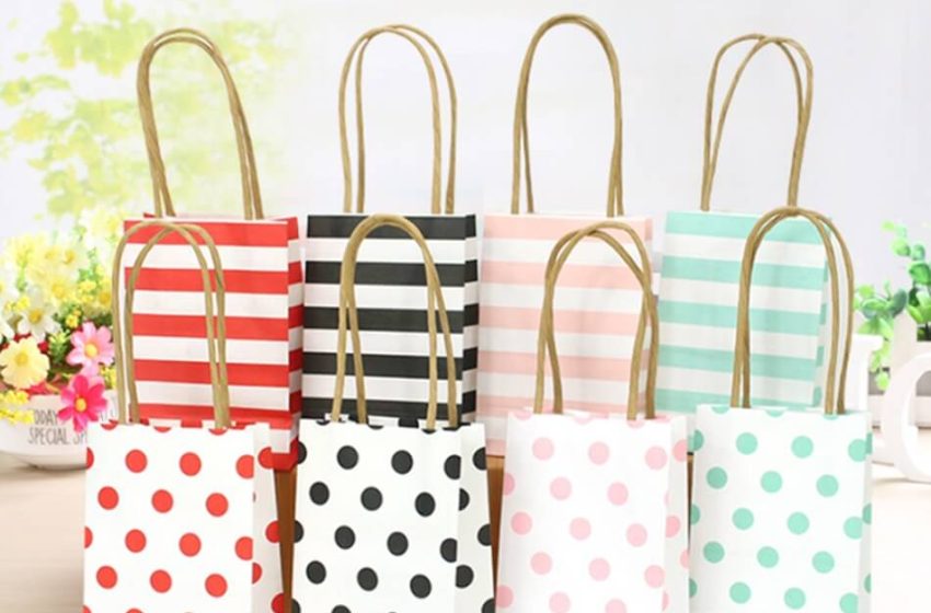 The Charm and Versatility of Small Gift Bags: Perfect for Every Occasion