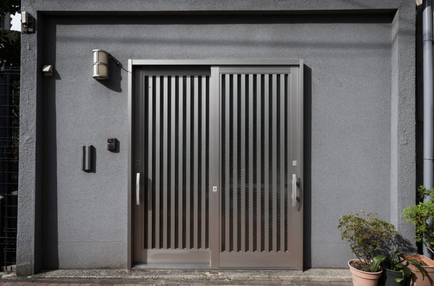  Doorway Statements: Trendy Front Door Ideas